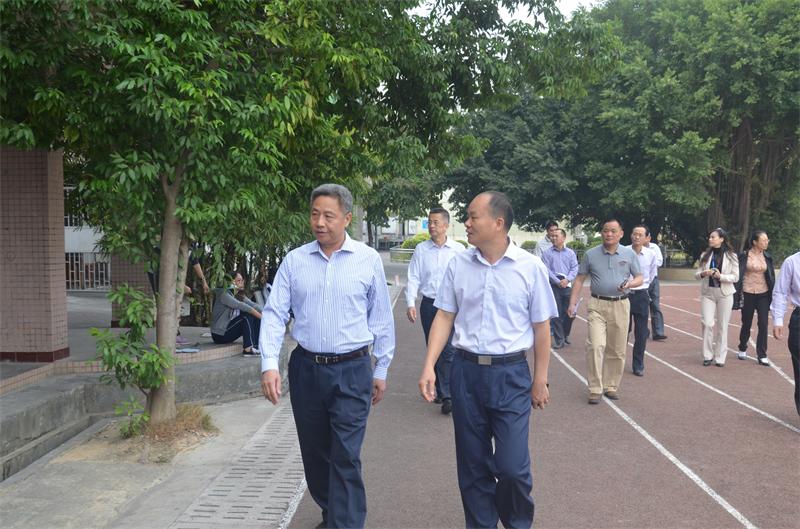 市教育局陈可辉局长率队到博罗调研2015年高考备考工作